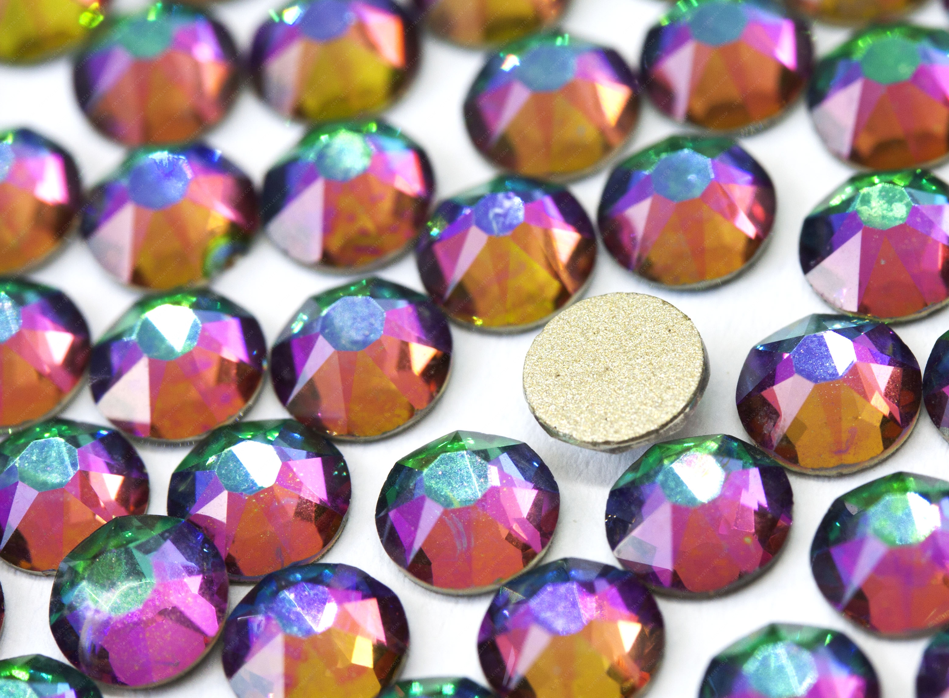 Crystalline Heliotrope* Xirius Rose 2088